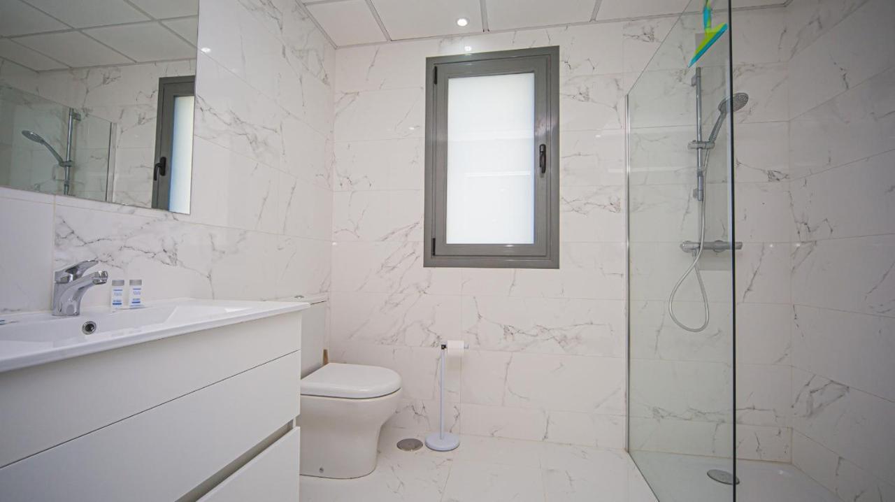 Cg7 Casares Green Luaran gambar